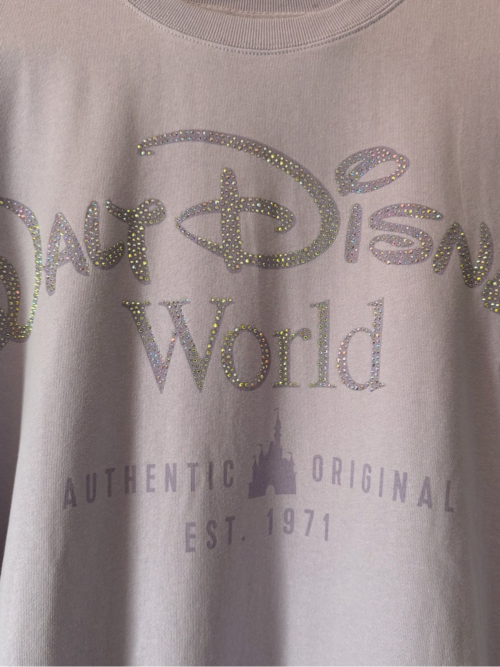 NEW Walt Disney World Lilac Crewneck Sweatshirt with Rhinestone Logo Oversized - Picture 2 of 4